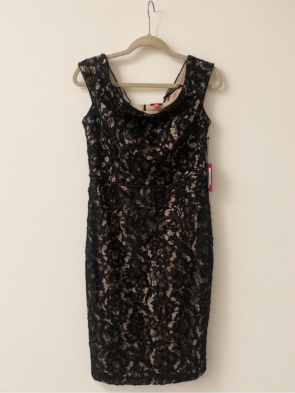Vince Camuto Black Lace Sheath – NWT Size 10 new with tags
